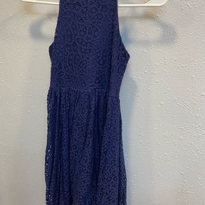 Girl’s dress.